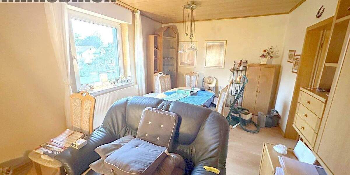 Mehrfamilienhaus, Wohnhaus Holzwickede - 7 Zimmer, 189 m&sup2;, 249.000&euro; | Angebot:25695734