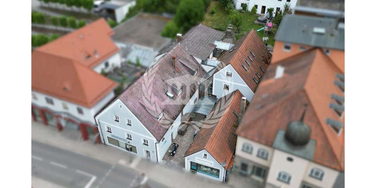 Einfamilienhaus Regenstauf - 16 Zimmer, 475 m&sup2;, 939.000&euro; | Angebot:26671876
