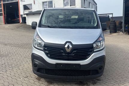 Renault Trafic 199.714 km 5.850 &euro; Müllenbach 53520