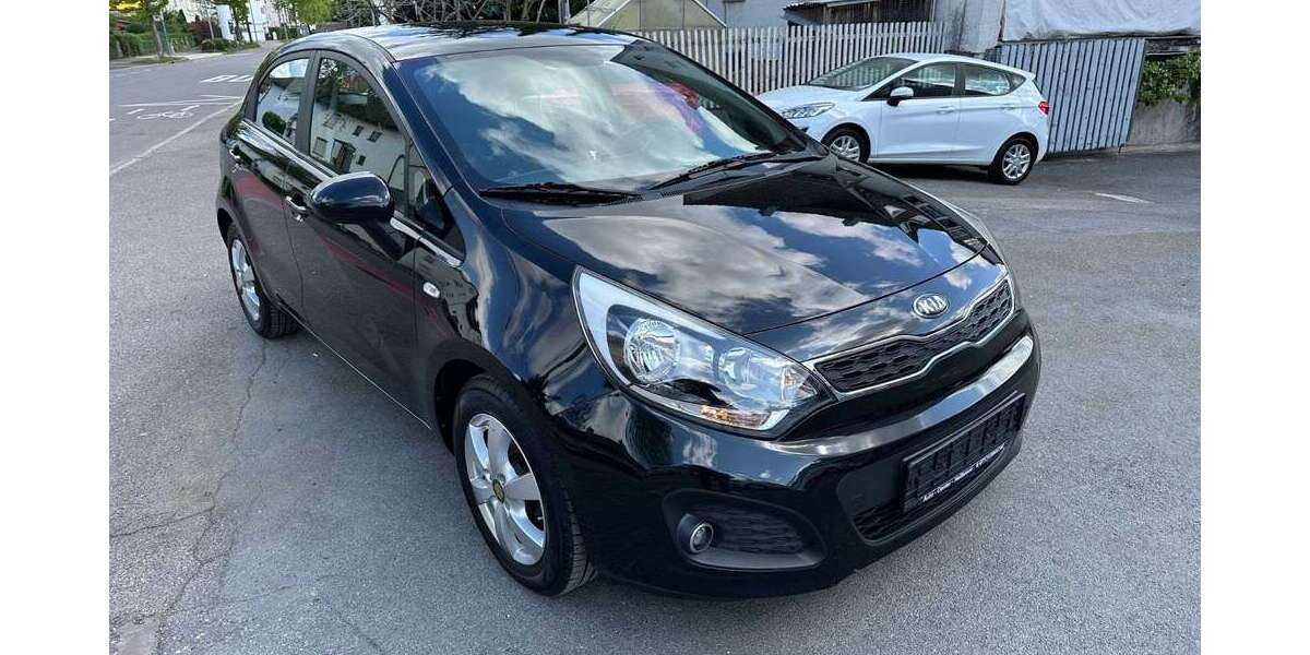 Kia Rio 77.511 km 5.990 &euro; Heilbronn 74080