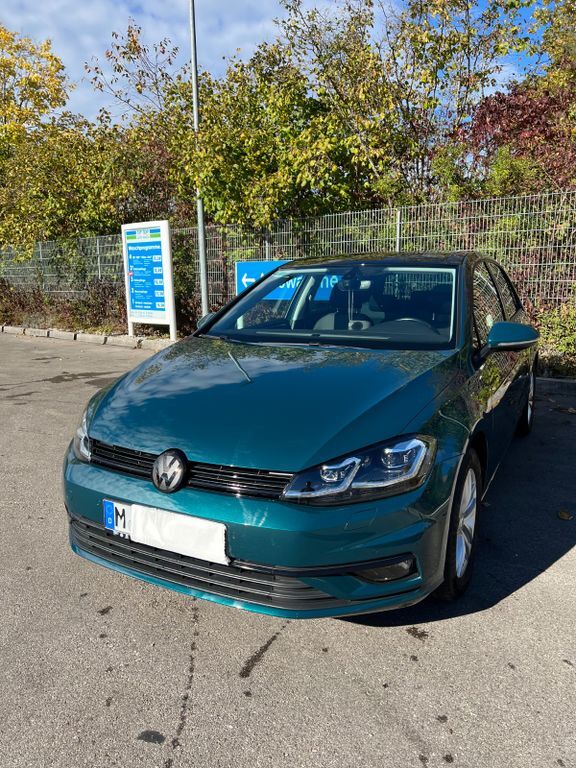 VW Golf 98.000 km 16.200 € Haar 85540