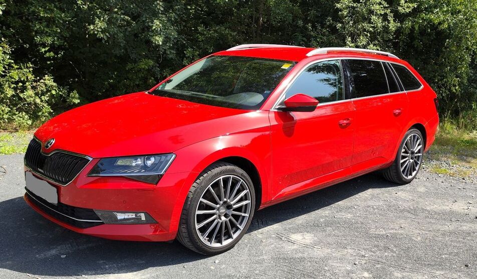 Skoda Superb 55.000 km 21.899 € Hofheim am Taunus 65719