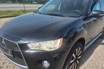 Mitsubishi Outlander 246.450 km 3.750 &euro; Wackersdorf 92442