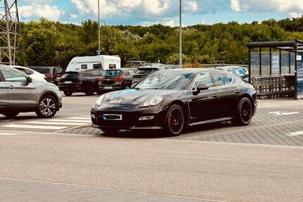 Porsche Panamera 162.000 km 34.900 € Rust 77977