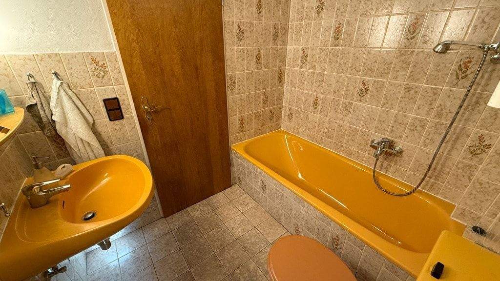 Reihenendhaus Handewitt - 8 Zimmer, 234 m&sup2;, 229.000&euro; | Angebot:25770563