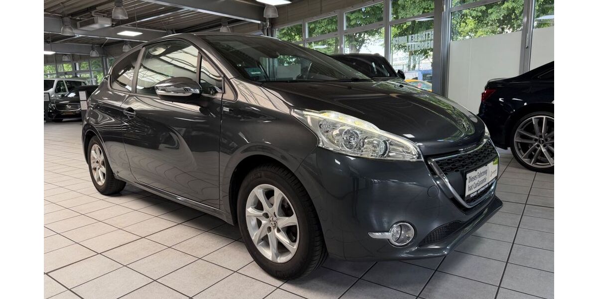 Peugeot 208 68.000 km 5.990 &euro; Bremen 28207