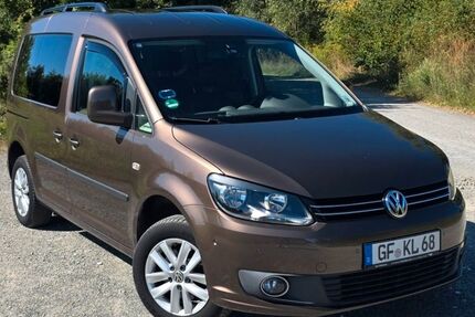 VW Caddy 96.000 km 11.900 € Wolfsburg 38448