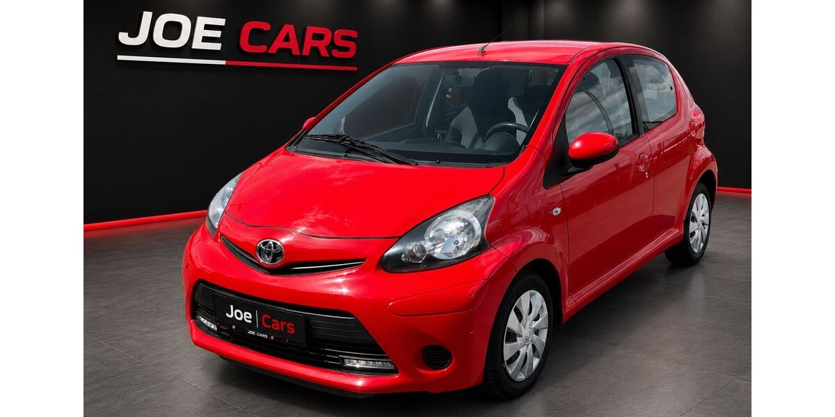 Toyota Aygo (X) 49.093 km 5.750 &euro; Wildau 15745