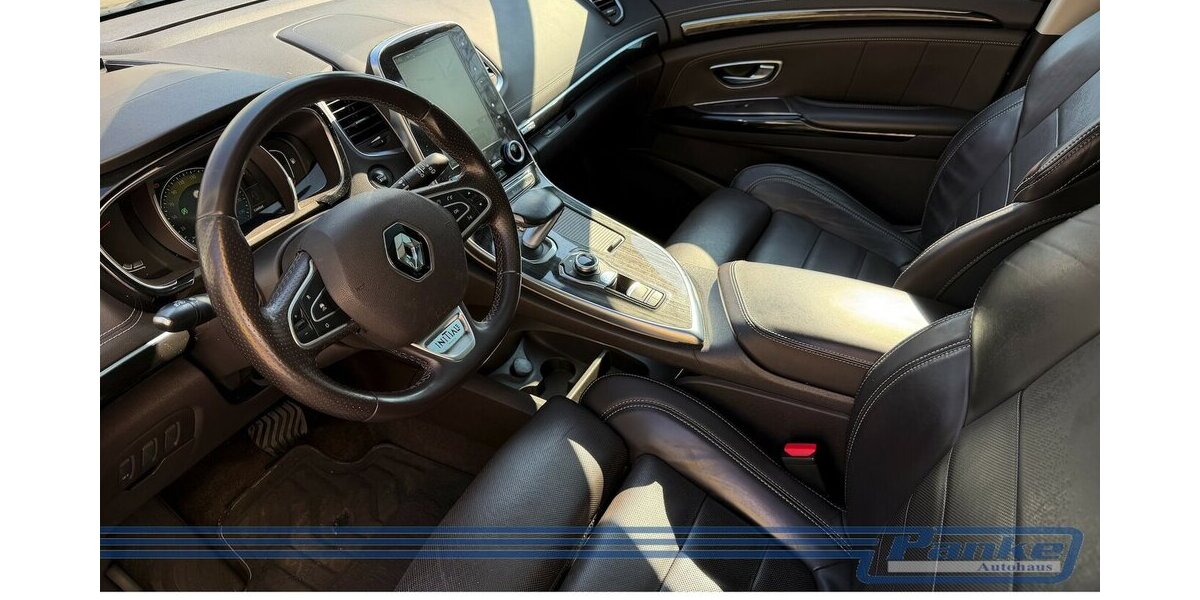 Renault Espace Initiale Paris*Pano*7-Sitz*HUD*TV*1-Hand* 141.944 km 16.490 &euro; Berlin 13187