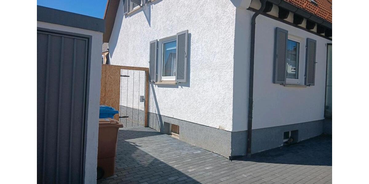 Doppelhaushälfte Trossingen - 4 Zimmer, 80 m&sup2;, 1.250&euro; | Angebot:26334569