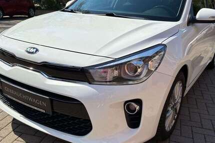 Kia Rio 110.300 km 7.450 &euro; Hamburg 21033