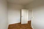 Etagenwohnung Suhl Neundorf - 4 Zimmer, 64 m&sup2;, 400&euro; | Angebot:25568404