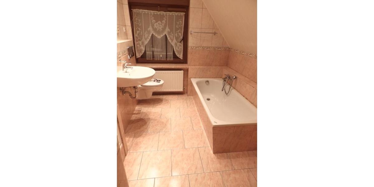 Etagenwohnung Müllrose - 6 Zimmer, 109 m&sup2;, 1.100&euro; | Angebot:26380682