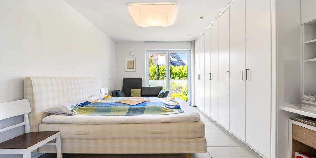 Scharbeutz: Ebenerdiges Wohnen mit Zukunft - Hochwertiger Bungalow mit Ausbaureserve Walmdach! 3 zimmer