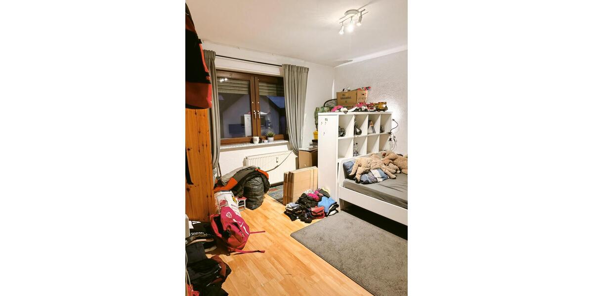 Etagenwohnung Augustdorf - 3 Zimmer, 85 m&sup2;, 725&euro; | Angebot:24869991