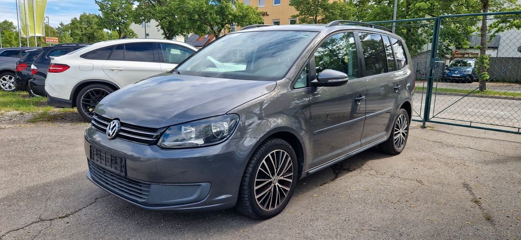 VW Touran 262.403 km 3.200 &euro; Fürstenfeldbruck 82256