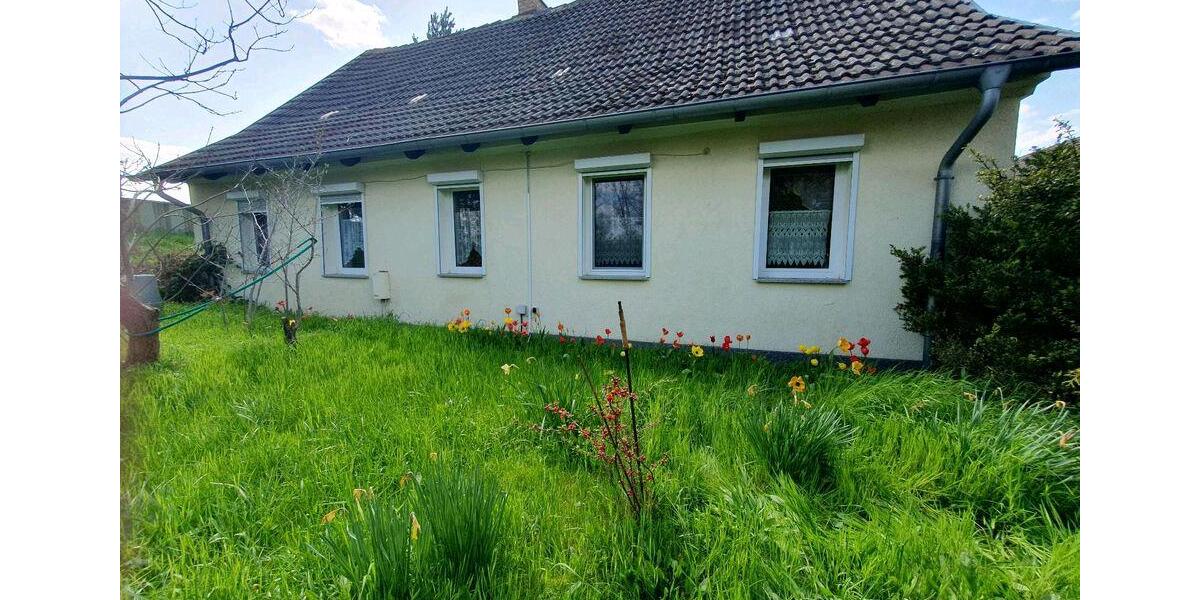 Einfamilienhaus Zossen - 5 Zimmer, 100 m&sup2;, 75.000&euro; | Angebot:26916810