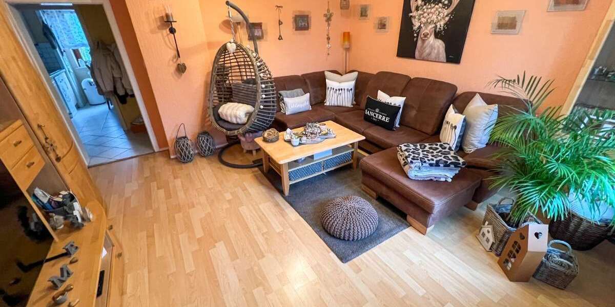 Etagenwohnung Bremerhaven Lehe - 4 Zimmer, 76 m&sup2;, 82.000&euro; | Angebot:26366413