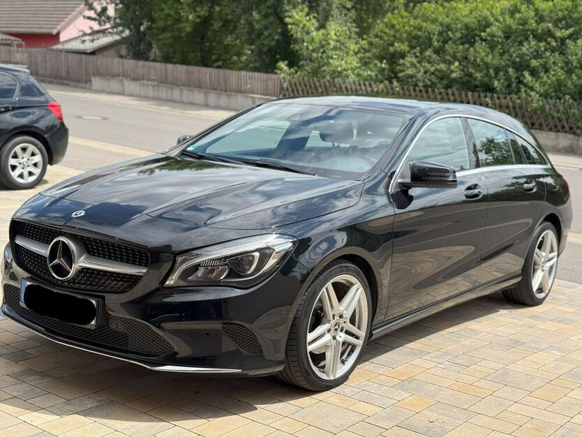 CLA 180 Shooting Brake