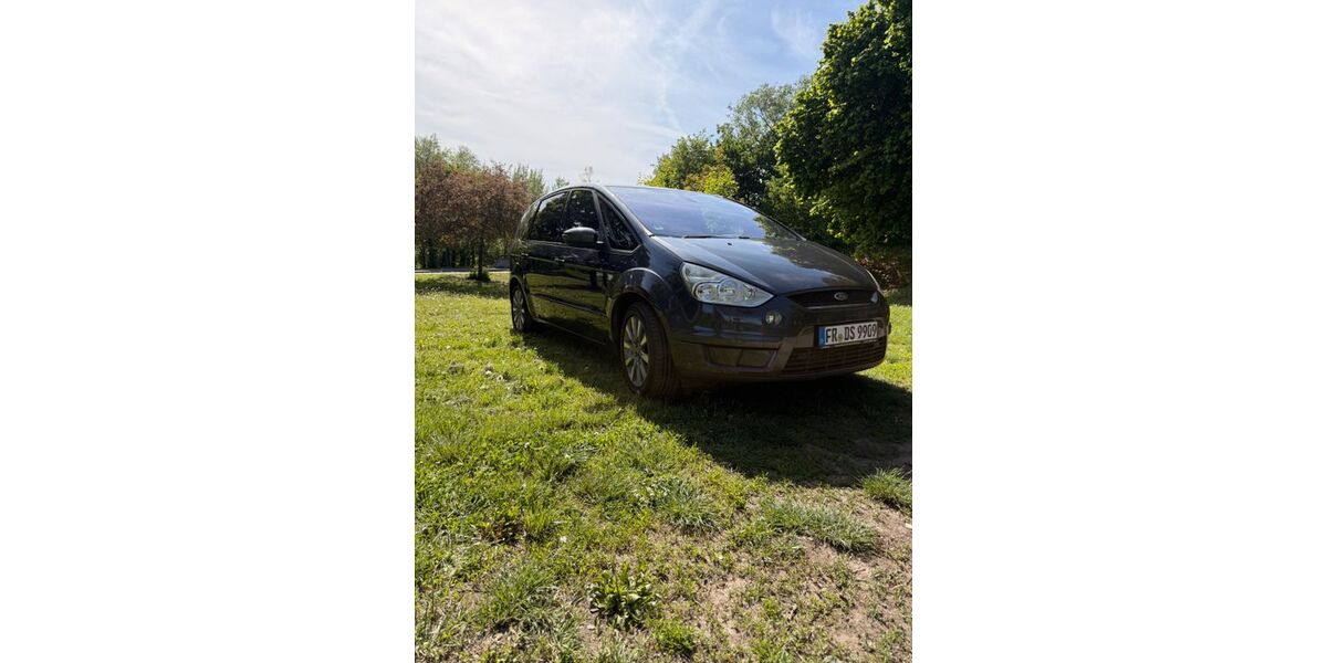 Ford S-Max 242.000 km 3.700 &euro; Breisach am Rhein 79206