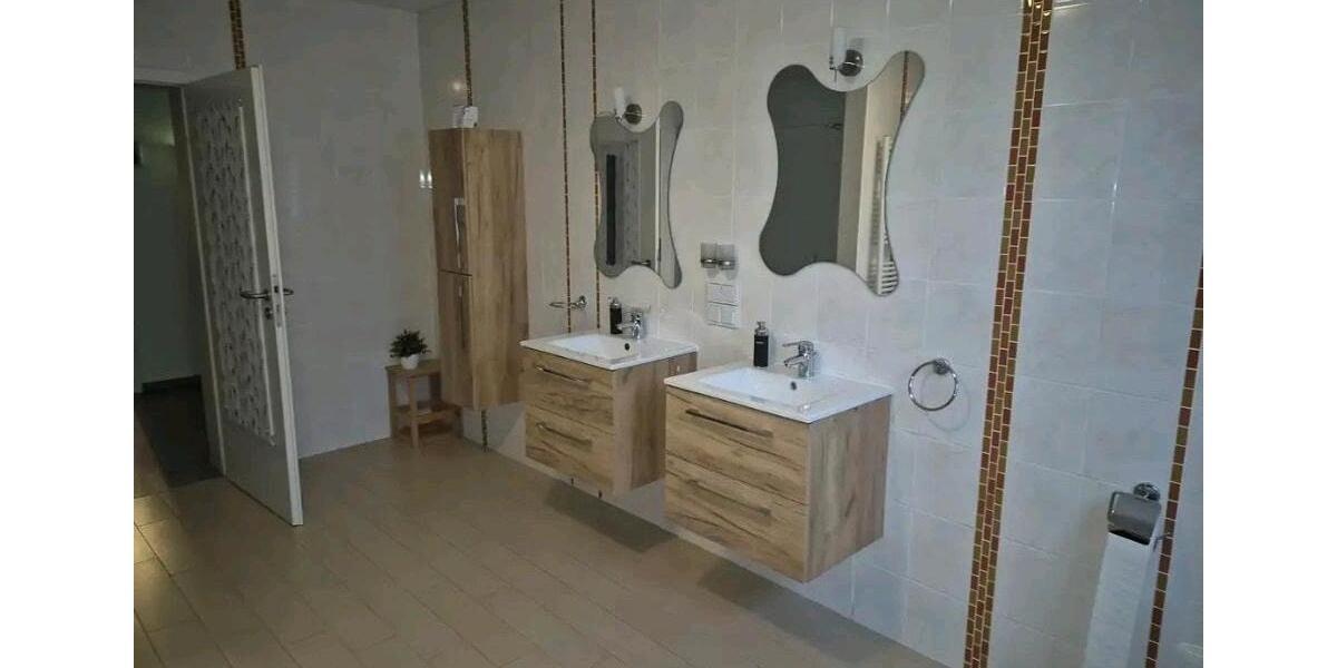 Erdgeschoßwohnung Harztor - 5 Zimmer, 200 m&sup2;, 1.500&euro; | Angebot:25723725