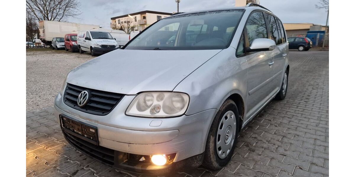 VW Touran 404.000 km 650 &euro; Augsburg 86167