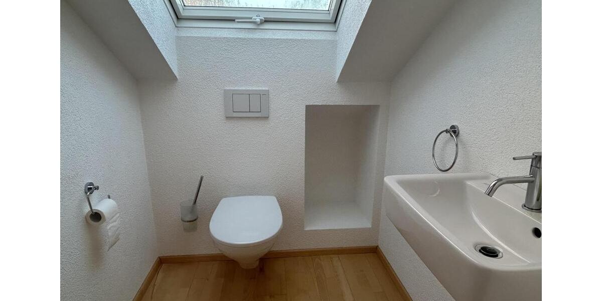 Dachgeschoßwohnung Karlshuld - 3 Zimmer, 140 m&sup2;, 1.250&euro; | Angebot:25145331