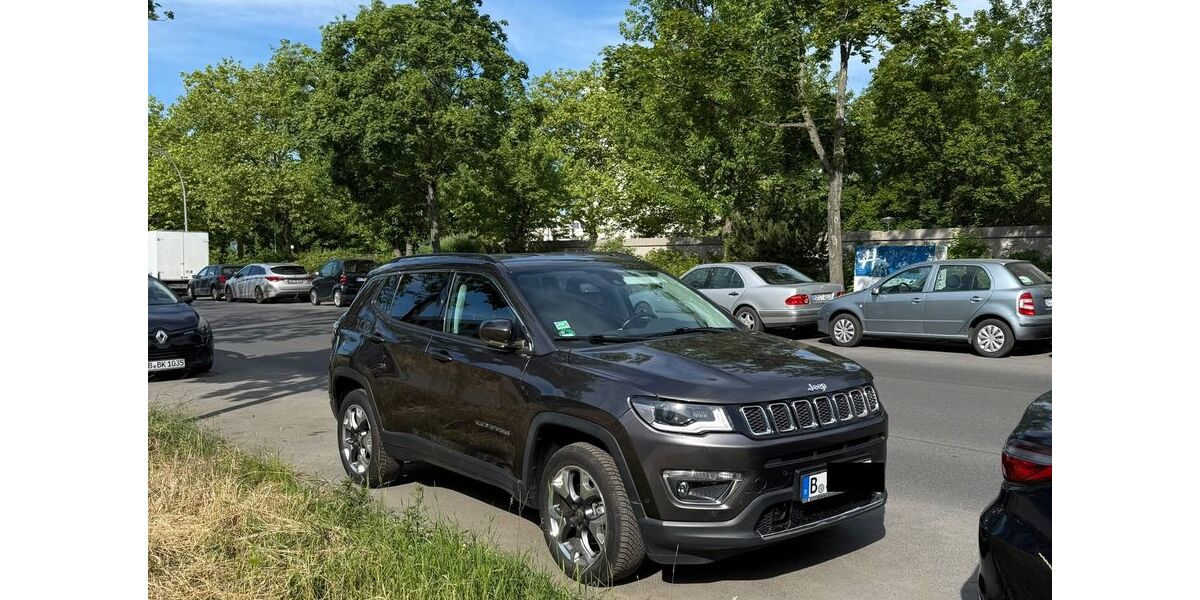 Jeep Compass 24.000 km 19.400 &euro; Berlin Buckow 12349