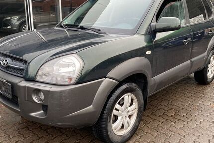 Hyundai TUCSON 160.000 km 3.790 &euro; Beckdorf 21643