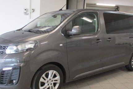 Opel Zafira Life 82.000 km 26.995 &euro; Parsberg 92331