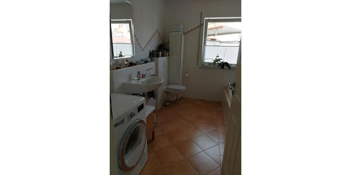 Etagenwohnung Dingolfing - 3 Zimmer, 77 m&sup2;, 750&euro; | Angebot:26414777