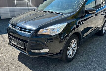 Ford Kuga 148.605 km 9.499 &euro; Gummersbach 51645