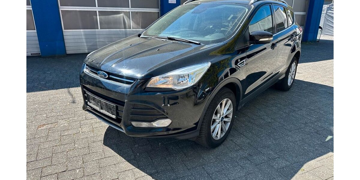 Ford Kuga 148.605 km 9.499 &euro; Gummersbach 51645