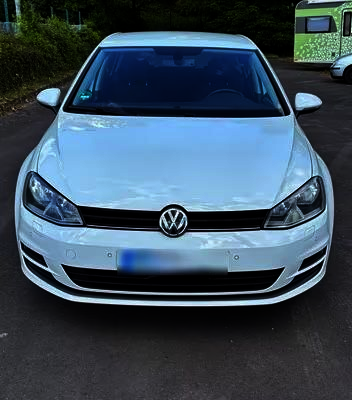 VW Golf 131.200 km 10.800 &euro; Kirchen 57548