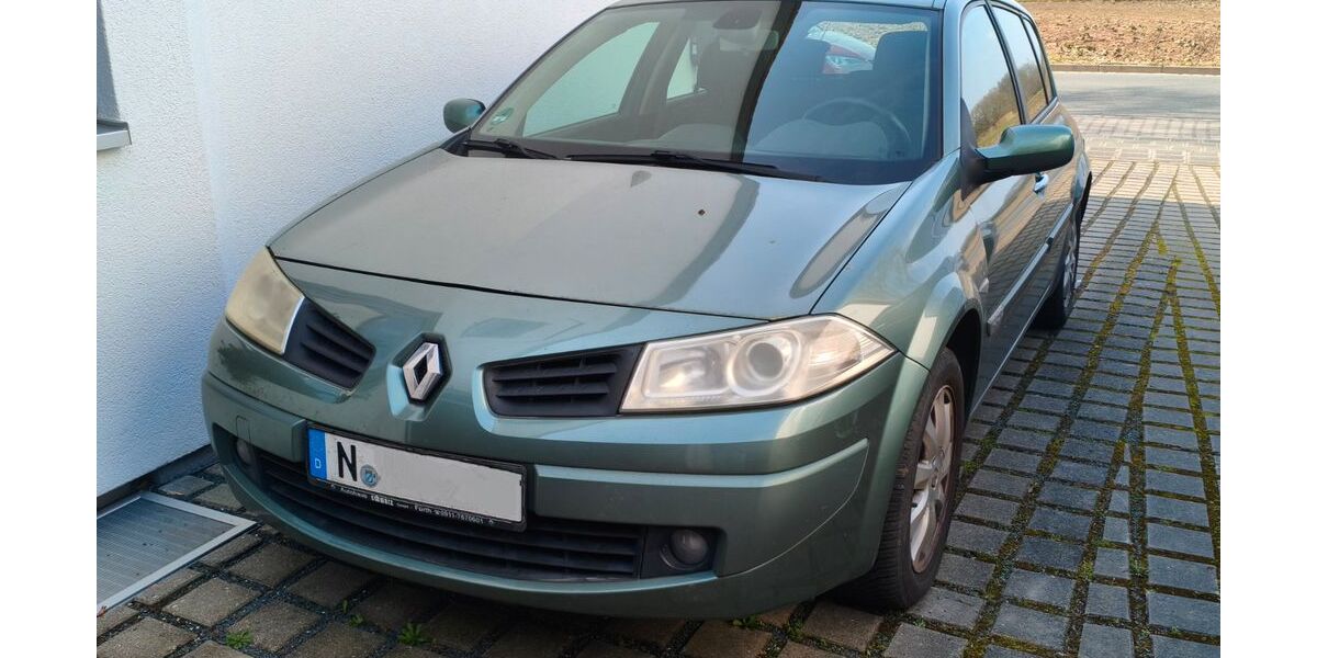 Renault Megane 211.000 km 800 &euro; Nürnberg 90427