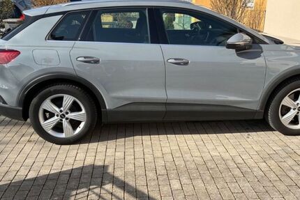 Audi Q4 e-tron 92.000 km 26.000 &euro; Siegelsbach 74936