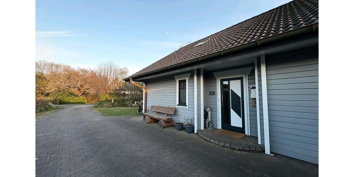 Einfamilienhaus Hamweddel - 5 Zimmer, 175 m&sup2;, 1.050&euro; | Angebot:26380935