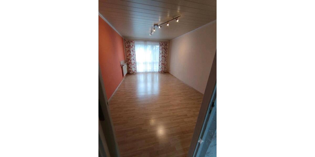 Etagenwohnung Zeithain - 3 Zimmer, 57 m&sup2;, 28.000&euro; | Angebot:26996087