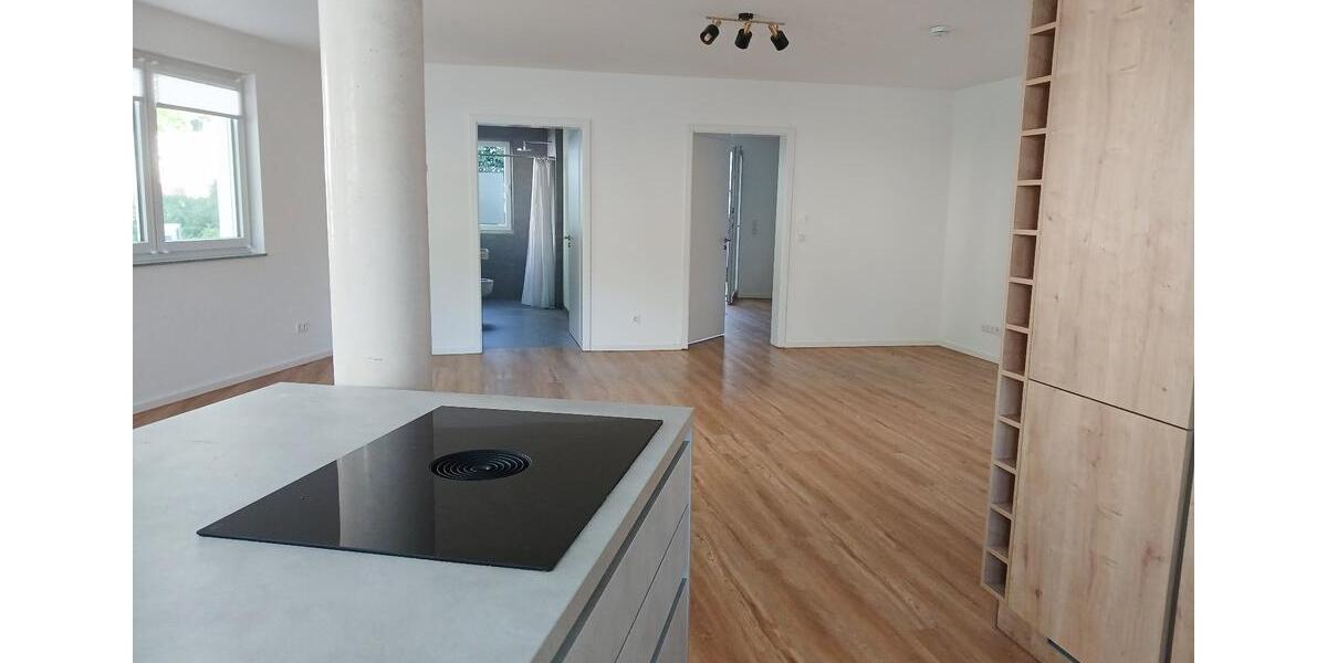 Erdgeschoßwohnung Frankfurt am Main Ost - 2 Zimmer, 82 m&sup2;, 1.400&euro; | Angebot:26300716