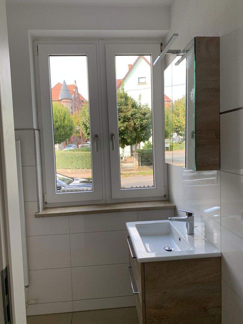 Familienfreundliches Einfamilienhaus in beliebter ruhiger Lage - Erstbezug- 8 zimmer