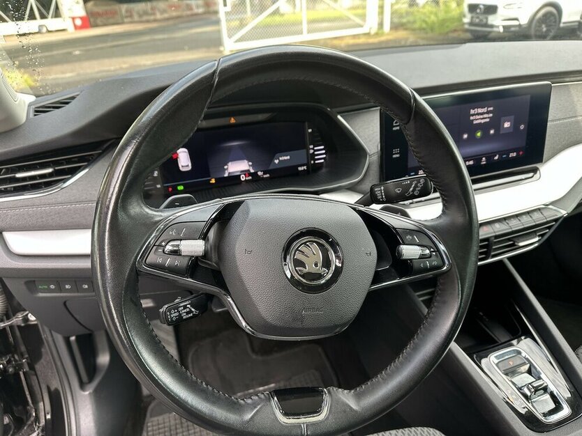 Octavia Style Navi Pannorama LED Digitacockpit