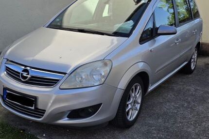 Opel Zafira 206.000 km 1.350 &euro; Völklingen 66333