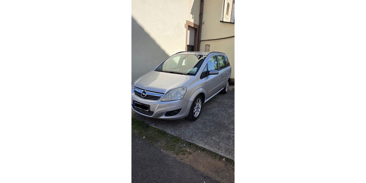 Opel Zafira 206.000 km 1.350 &euro; Völklingen 66333