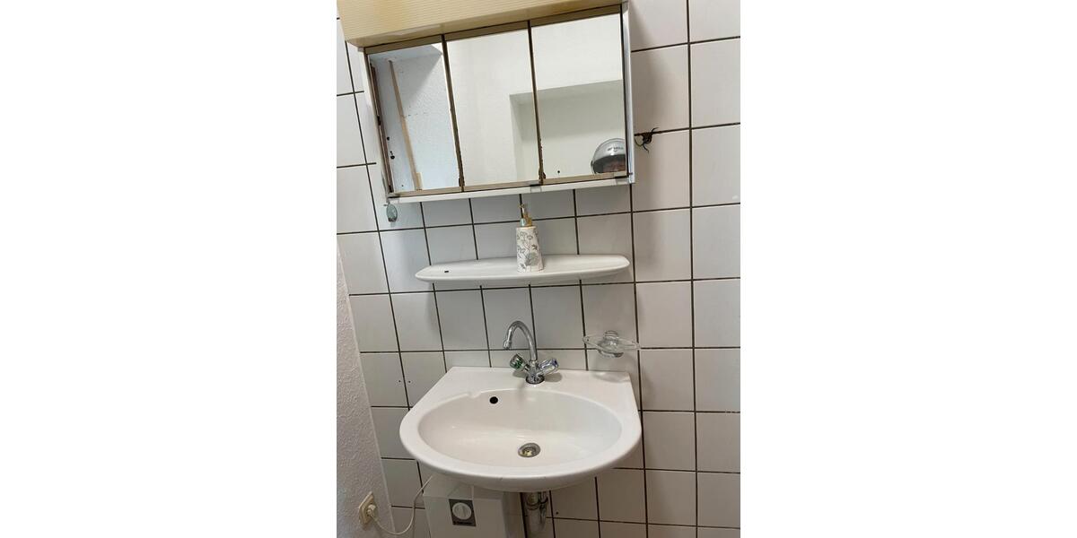 Erdgeschoßwohnung Spangdahlem - 2 Zimmer, 70 m&sup2;, 400&euro; | Angebot:26425903