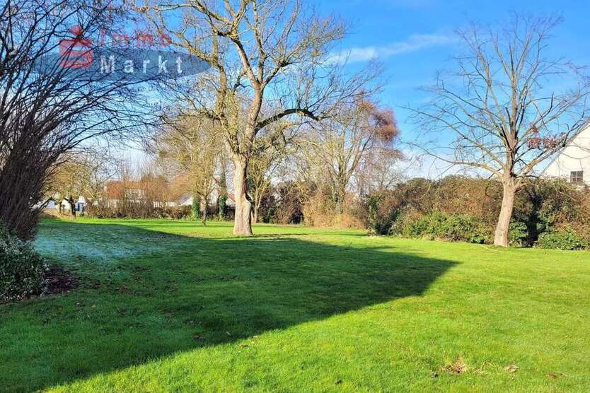 Grundstück zu verkaufen in Preußisch Oldendorf 138.000 € 1026 m²