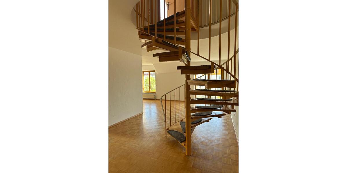 Maisonettenwohnung Linden - 3.5 Zimmer, 109 m&sup2;, 319.000&euro; | Angebot:26590137