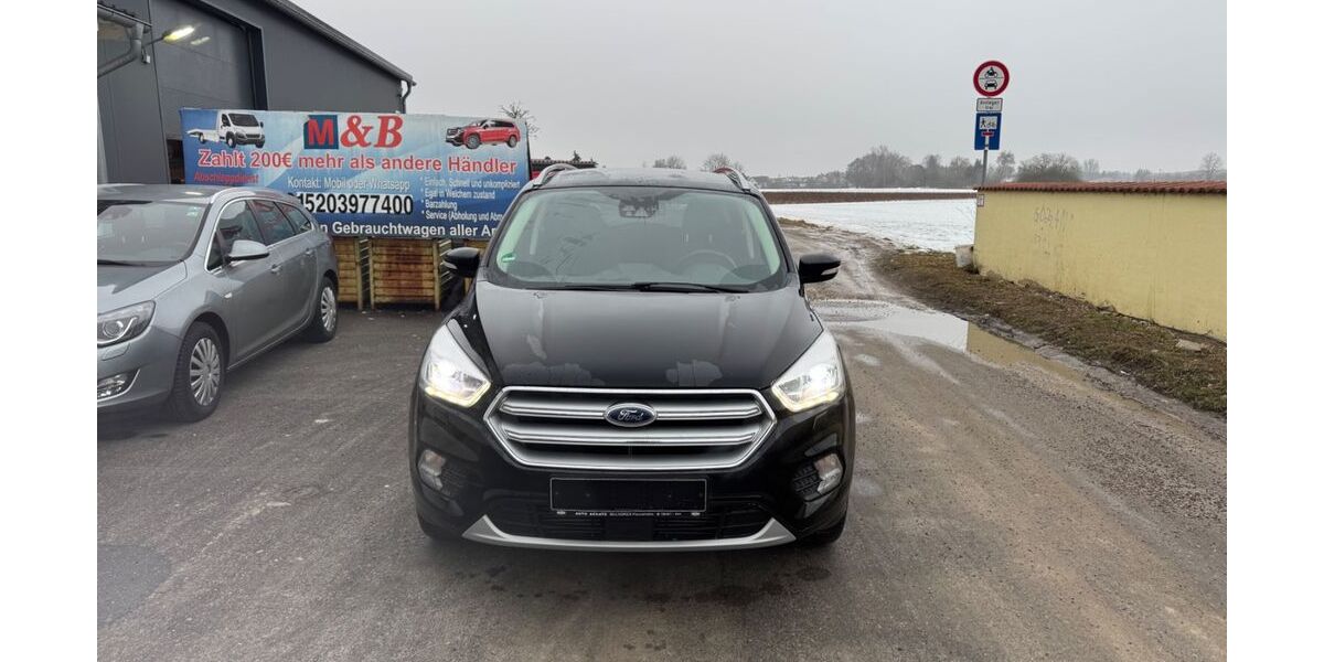 Ford Kuga 194.868 km 9.599 &euro; Schwandorf 92421