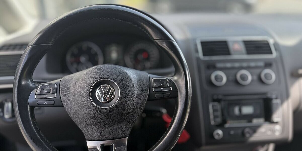 VW Touran Highline / Navi / 7 Sitze / Klima / AHK 255.000 km 7.190 &euro; Mönchengladbach 41066