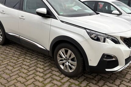Peugeot 3008 131.321 km 15.290 &euro; Schönebeck 39218