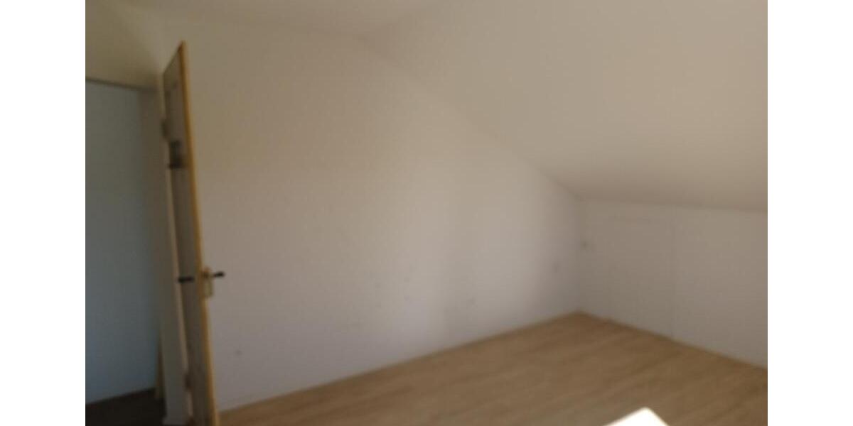 Dachgeschoßwohnung Nagold - 3 Zimmer, 80 m&sup2;, 320.000&euro; | Angebot:26834953